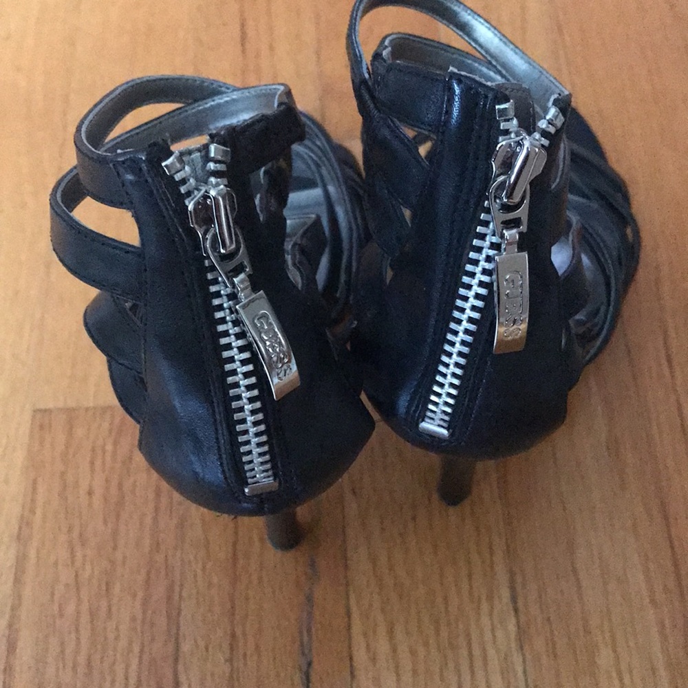 GUESS Open toe Heels - Picture 3 of 8